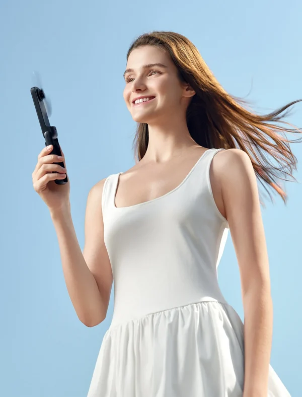 Foldable Handheld Fan Pocket 01