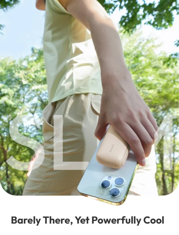 Foldable Handheld Fan Pocket 01